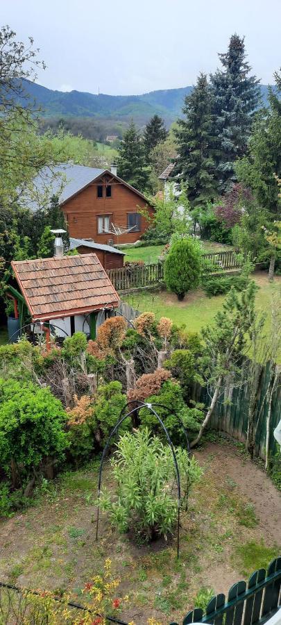 Apartment Kemences Kert *